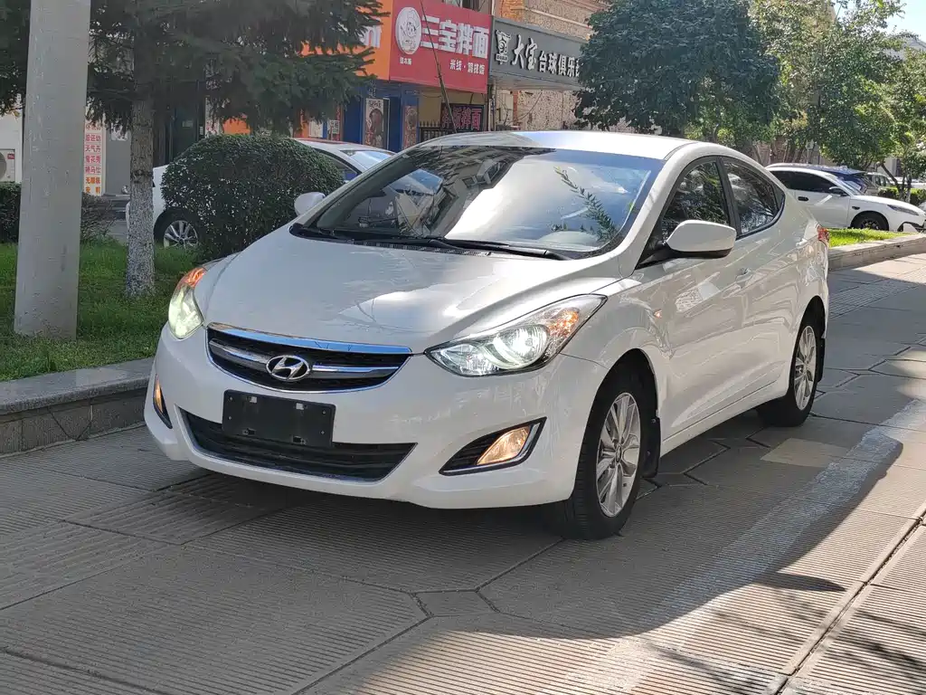 Hyundai Elantra Langdong