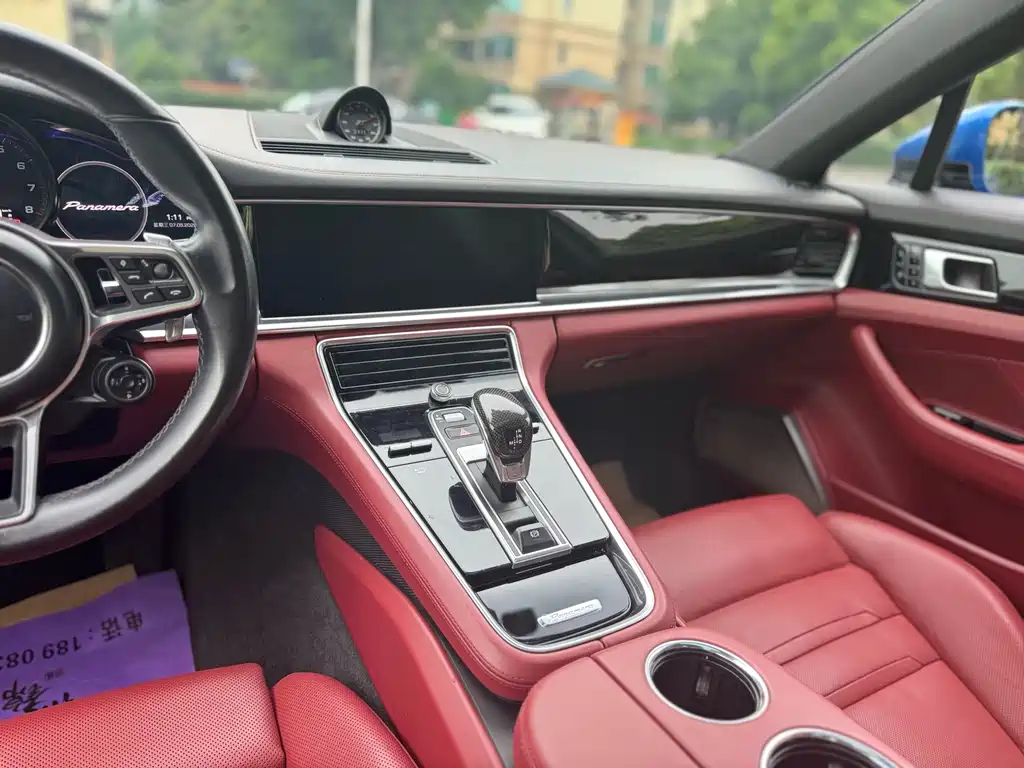 Porsche Panamera — миниатюра 13
