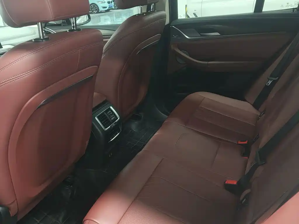 BMW X3 — миниатюра 6