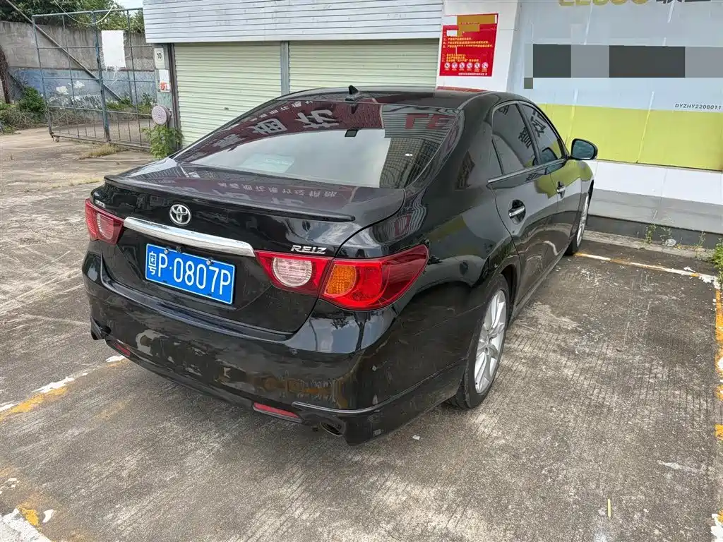 Toyota Reiz 2010 2.5S