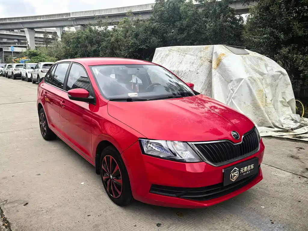 Skoda Rapid Spaceback — миниатюра 3