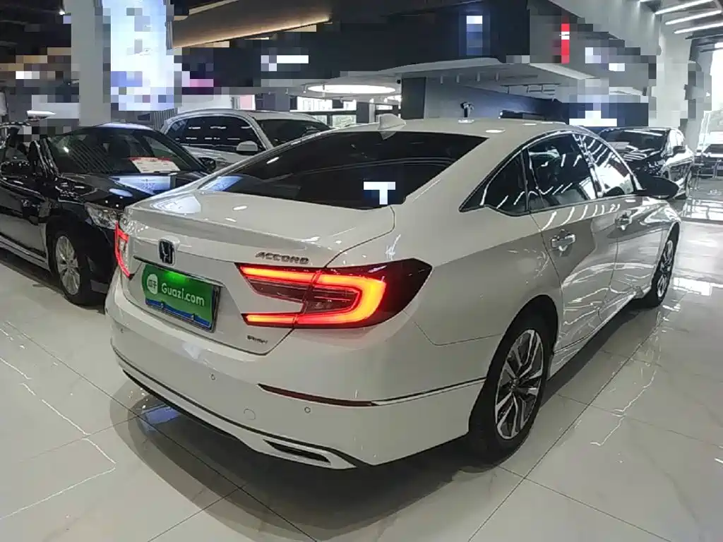 Honda Accord — миниатюра 7