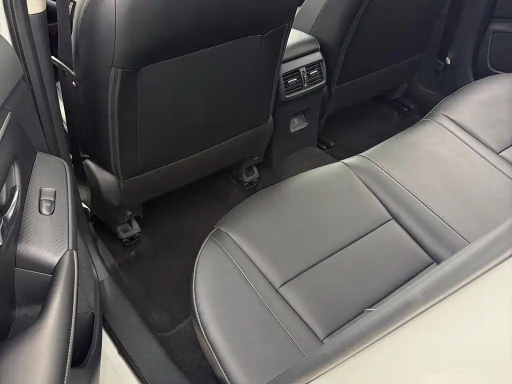 Nissan Sylphy — миниатюра 7
