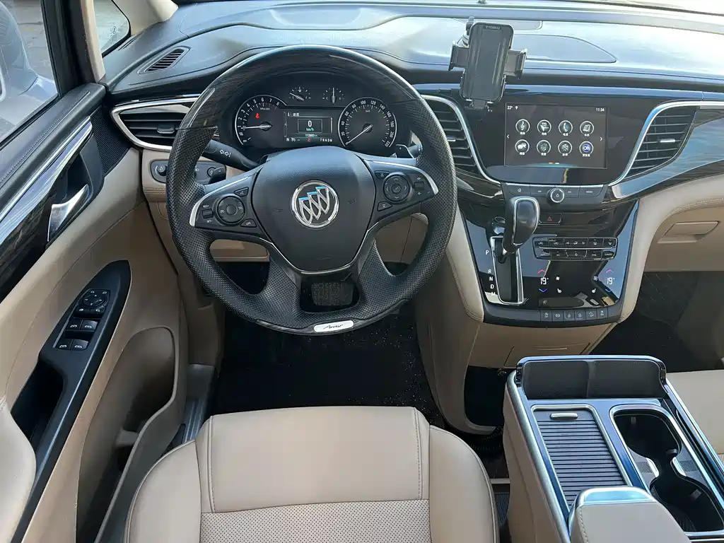 Buick GL8 — миниатюра 7