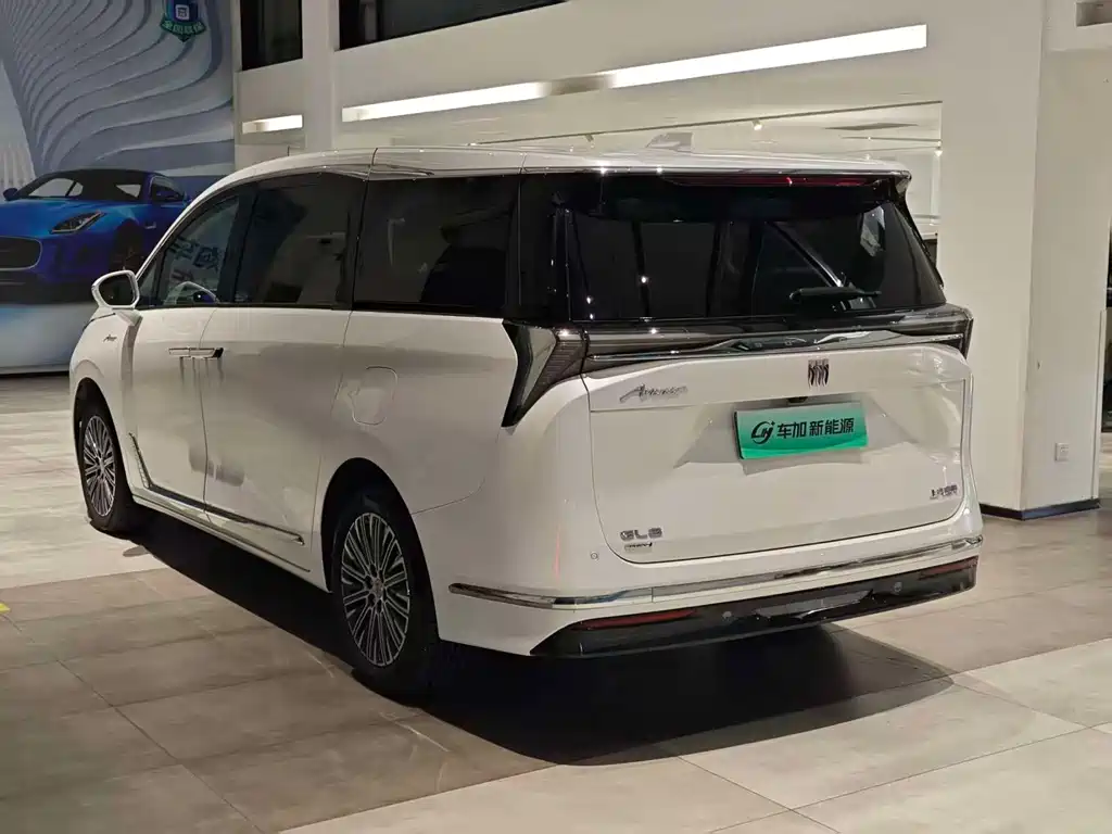 BUICK GL8 NEW ENERGY