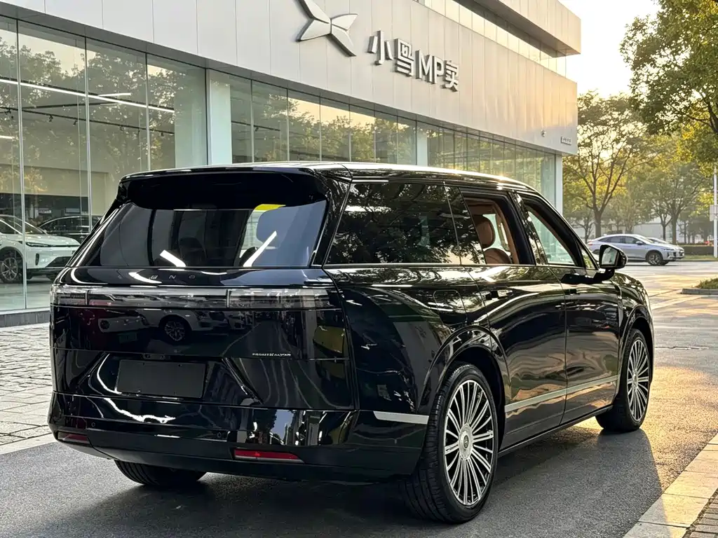 XPeng 小鹏GX — миниатюра 11