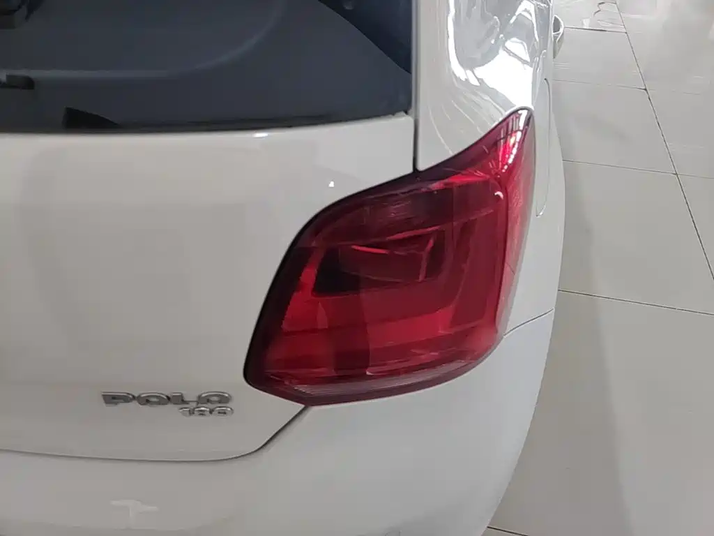 Volkswagen Polo — миниатюра 8