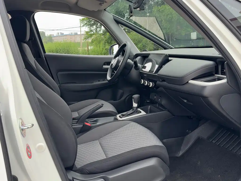 Honda Fit — миниатюра 6