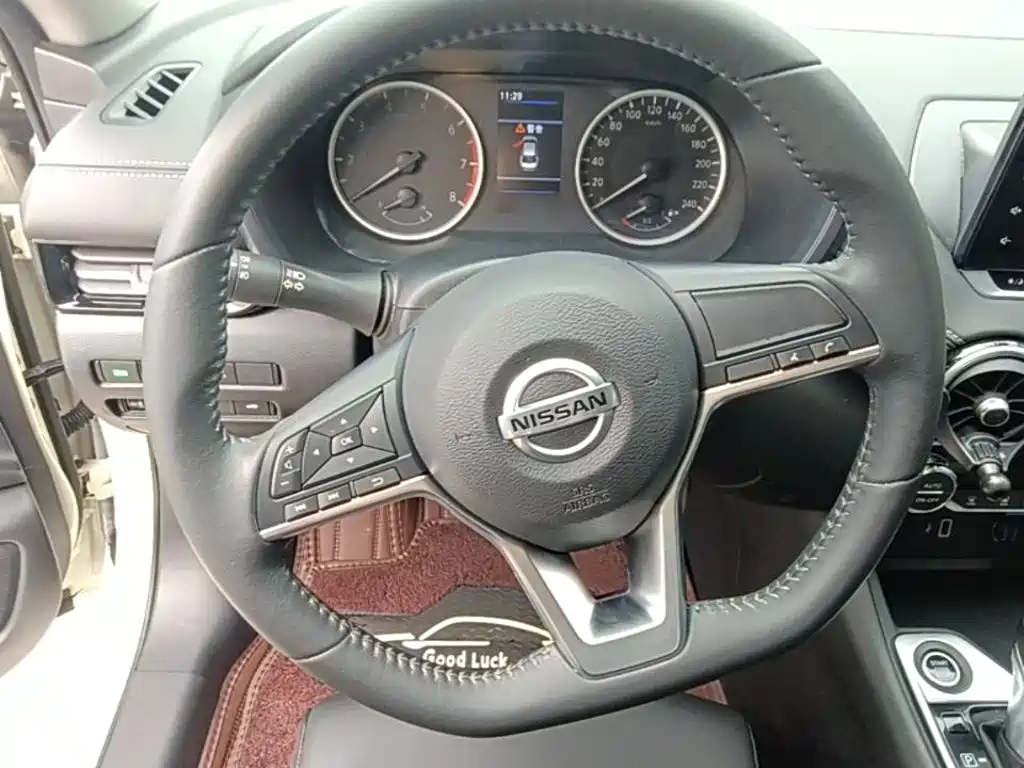 Nissan Sylphy — миниатюра 11
