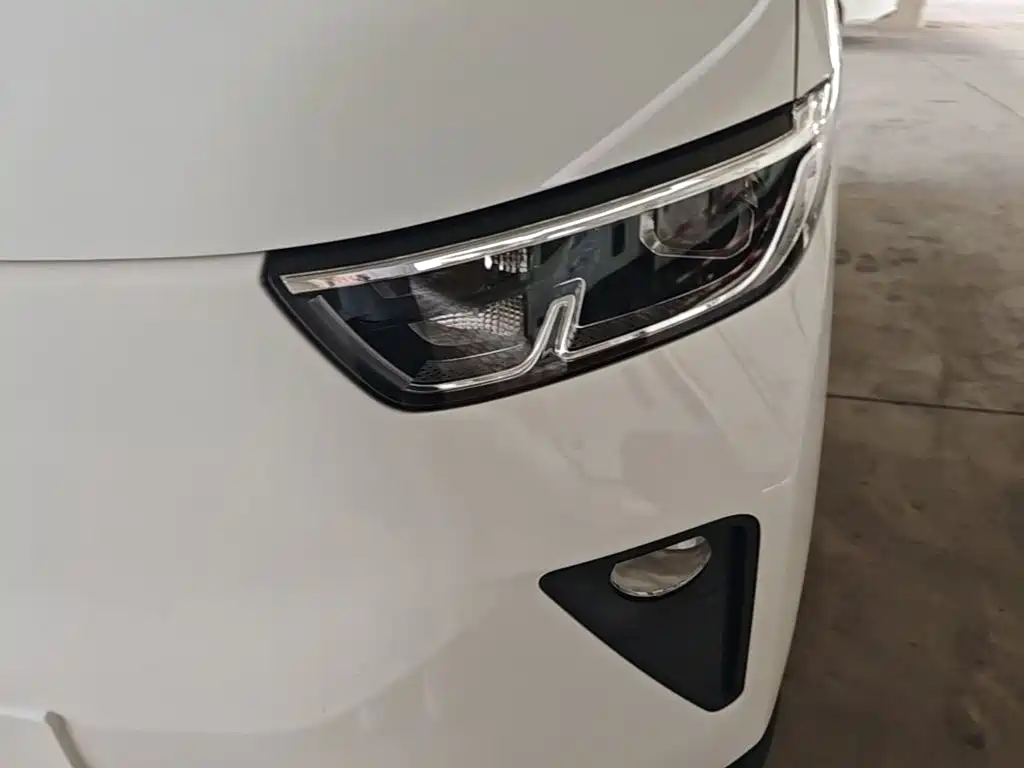 Wuling Yangguang — миниатюра 24
