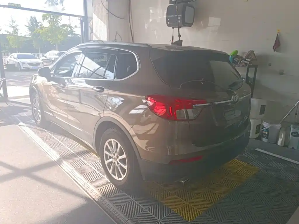 Buick Envision Plus — миниатюра 5
