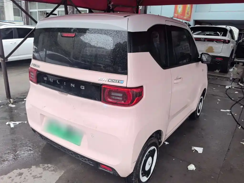 Wuling MINIEV — миниатюра 7
