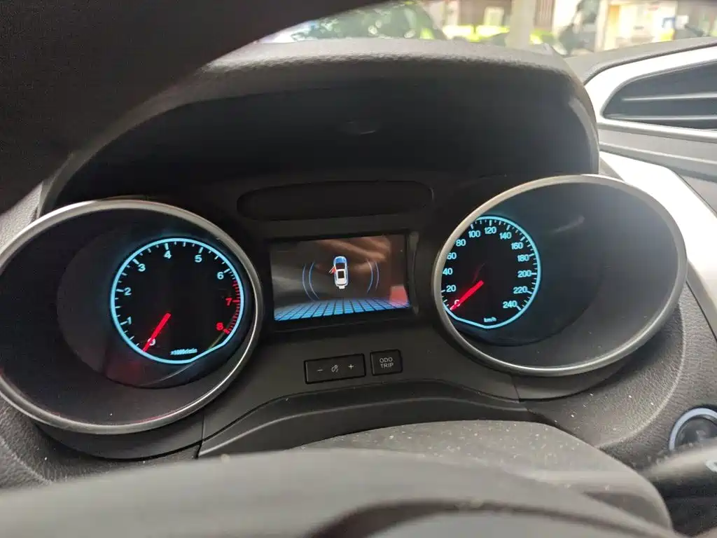BYD Yuan — миниатюра 12