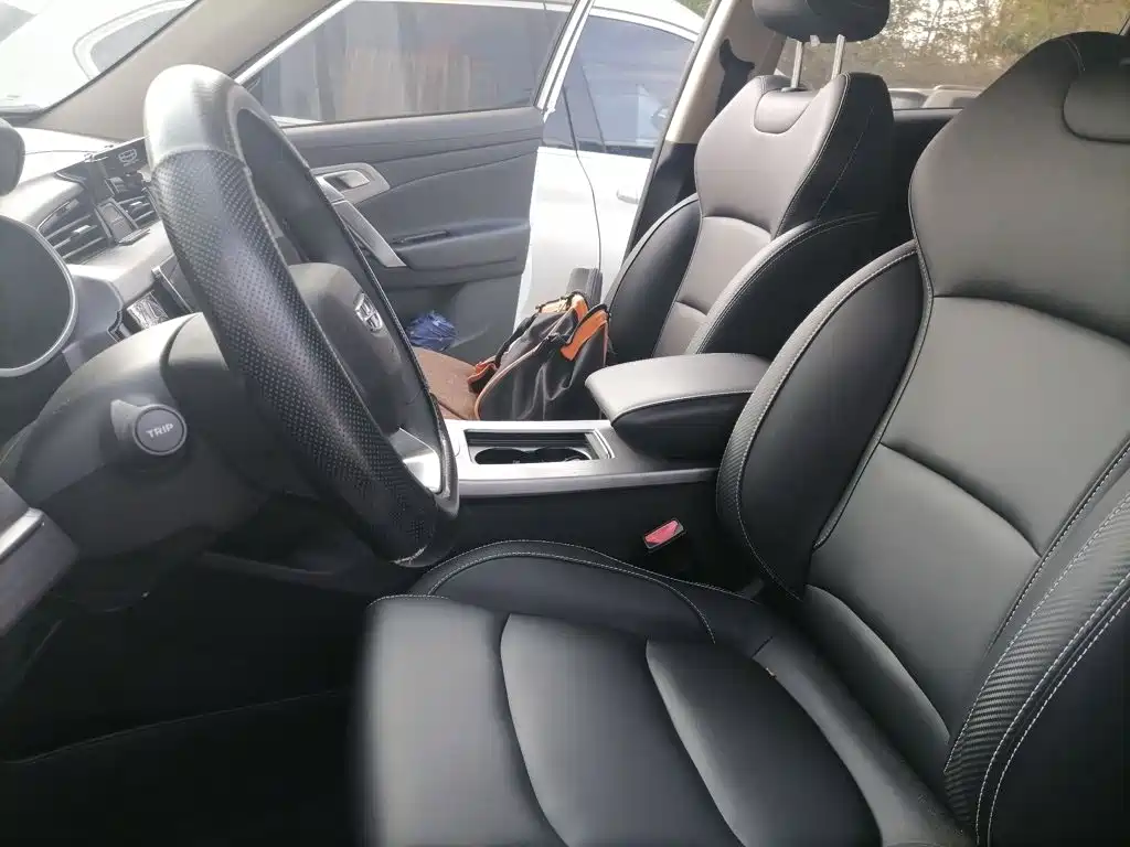 Geely Boyue — миниатюра 16
