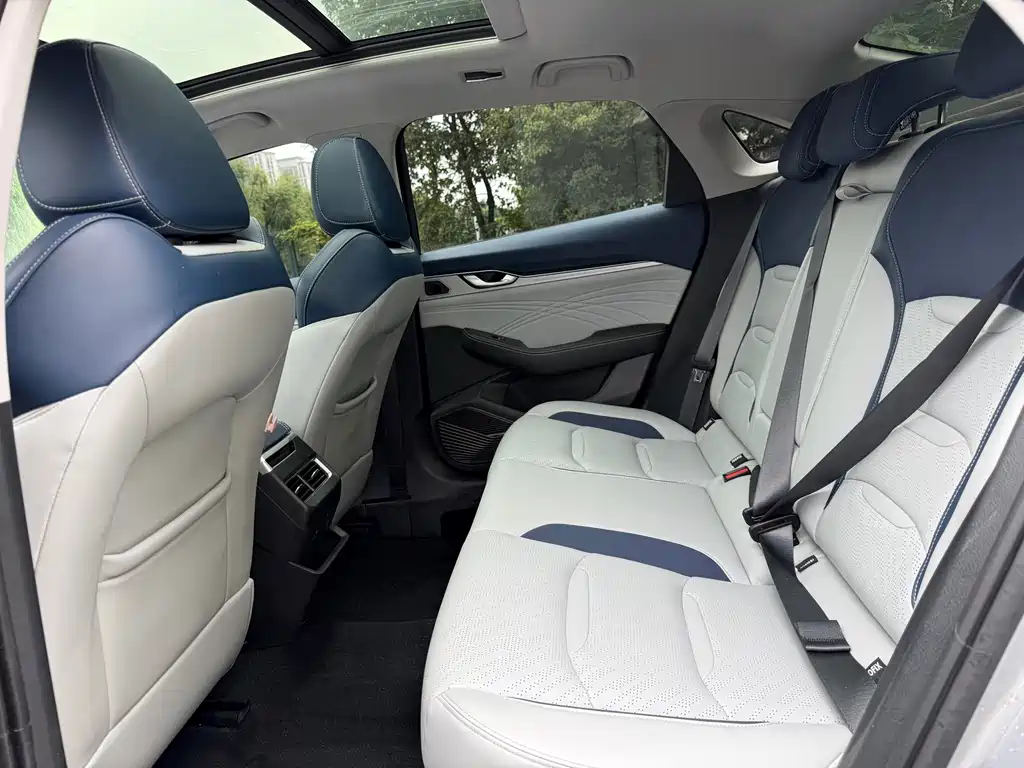 Geely Xingrui — миниатюра 10