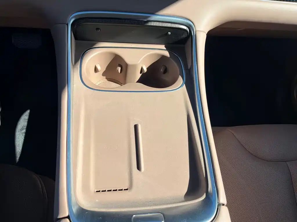 Leapmotor Leapmotor C11 — миниатюра 13