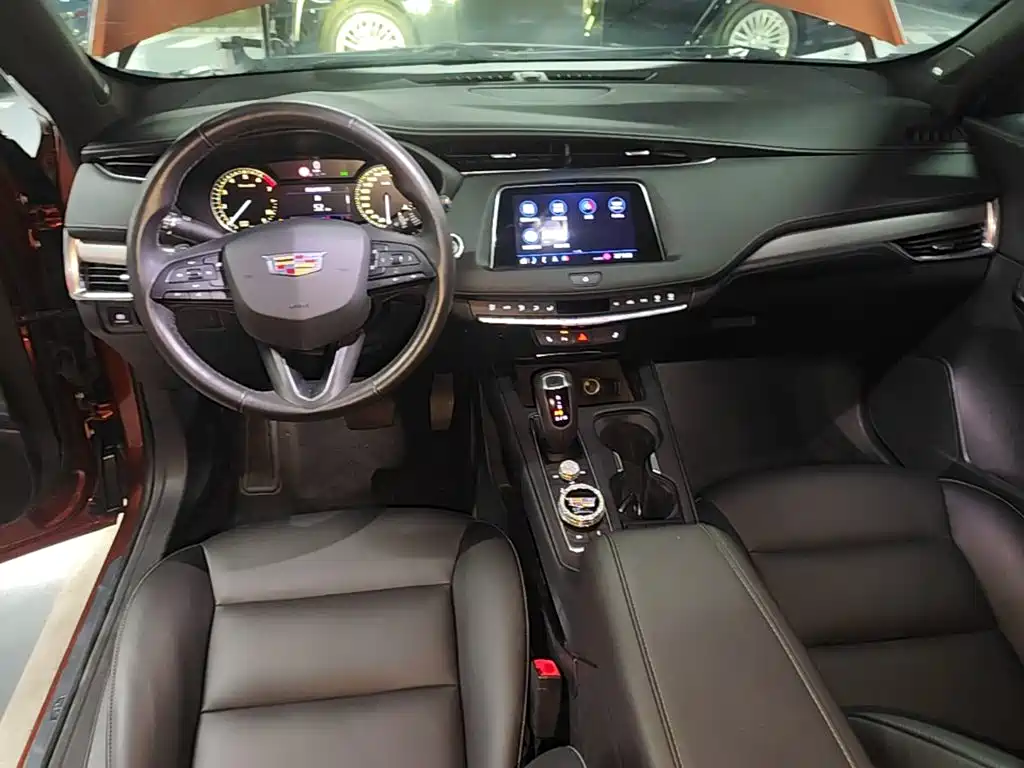 Cadillac XT4 — миниатюра 10