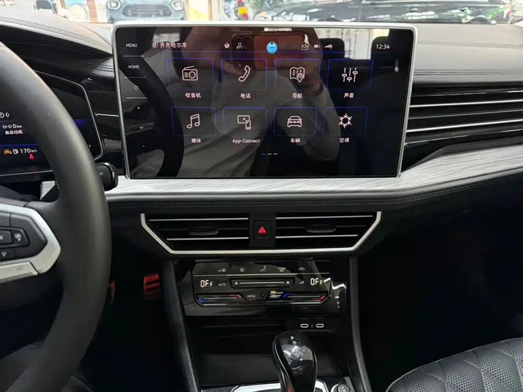 Volkswagen Sagitar — миниатюра 16