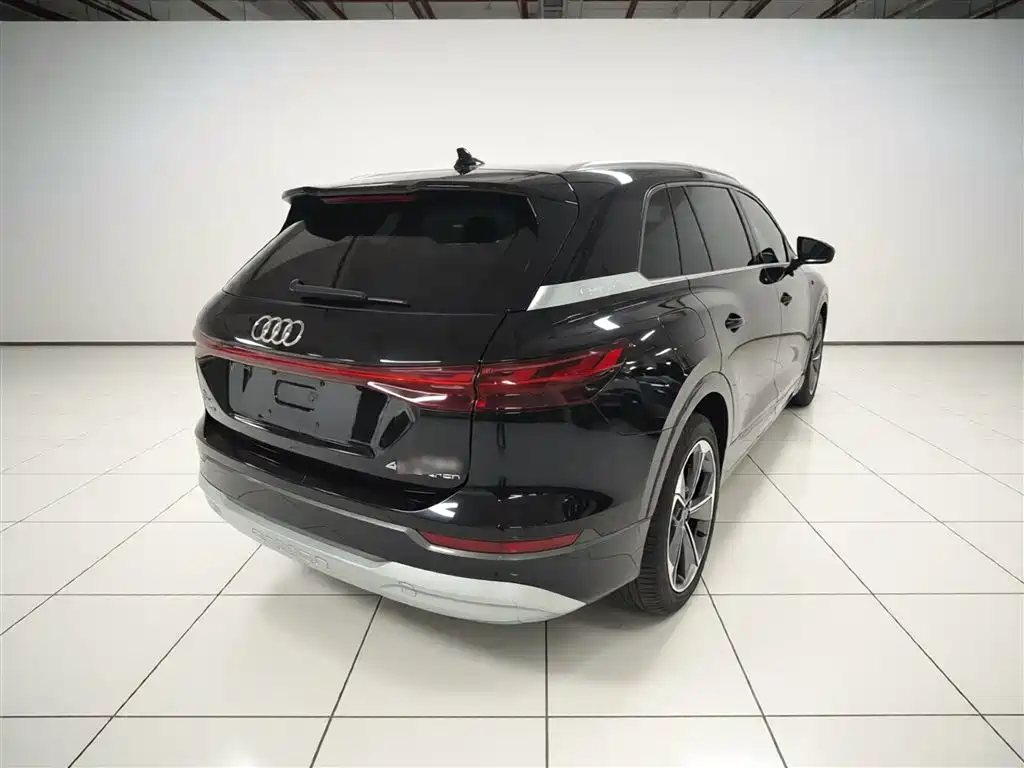 Audi Q5 e-tron 2022 40 e-tron