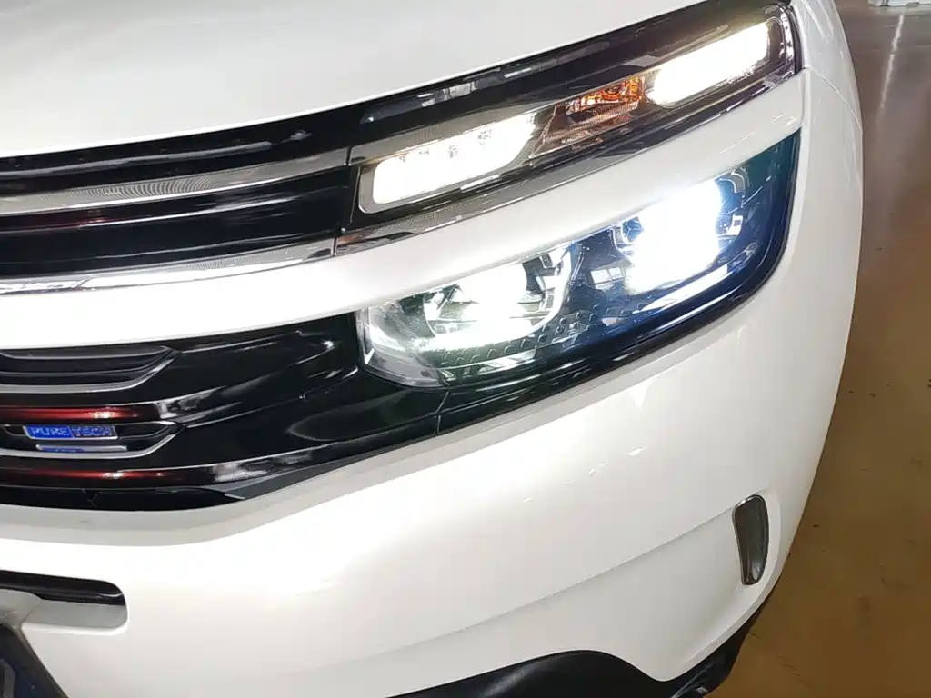 Citroen C5 AIRCROSS — миниатюра 24