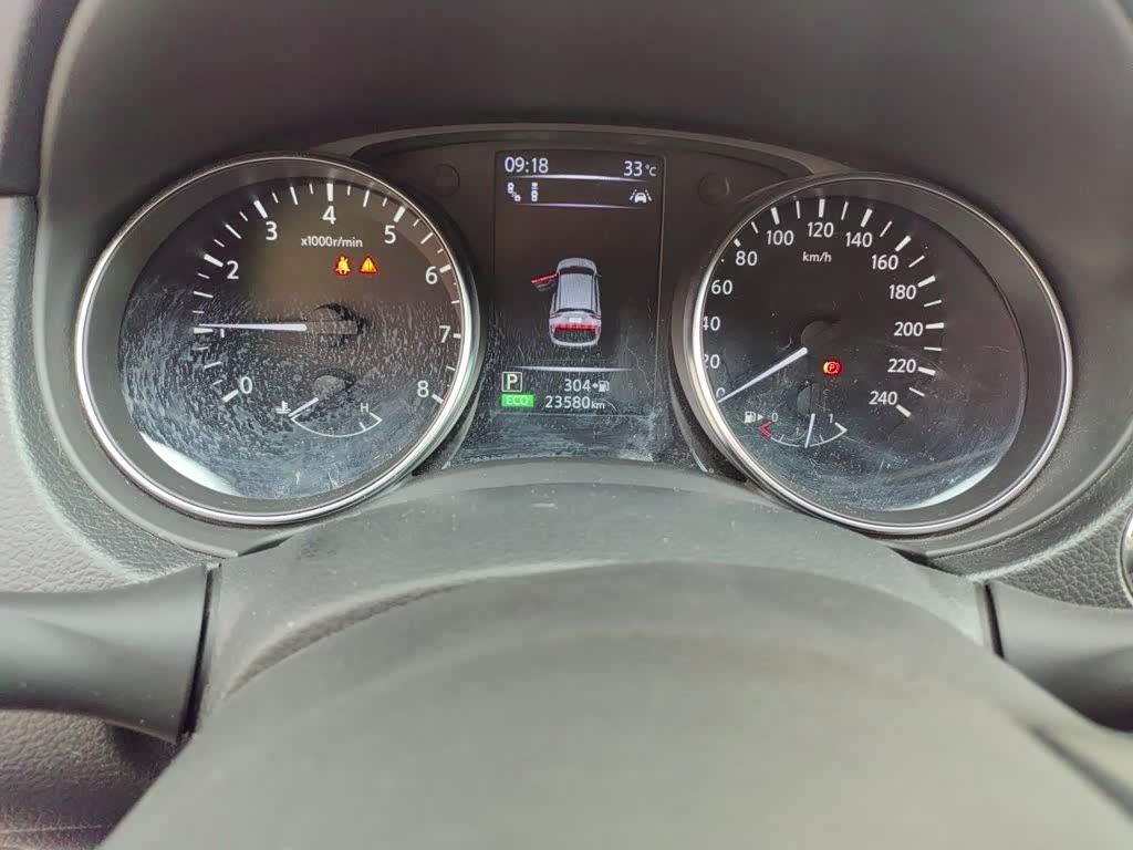 Nissan Qashqai 2.0 л 2021 г. Белый, пробег 23500 км