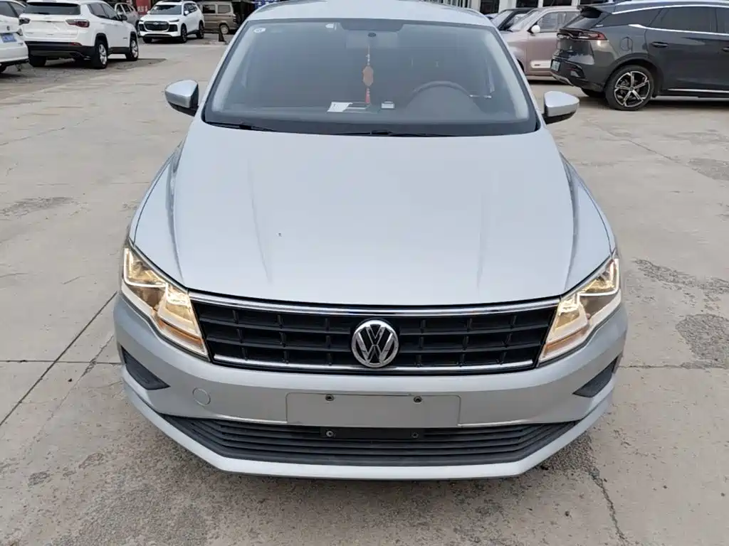 Volkswagen Jetta 2017 1.5L MT Fashion