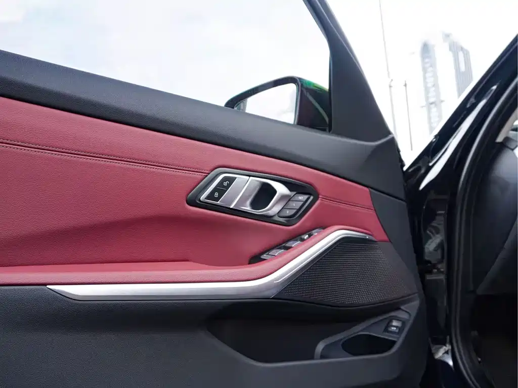 BMW 3 Series — миниатюра 17