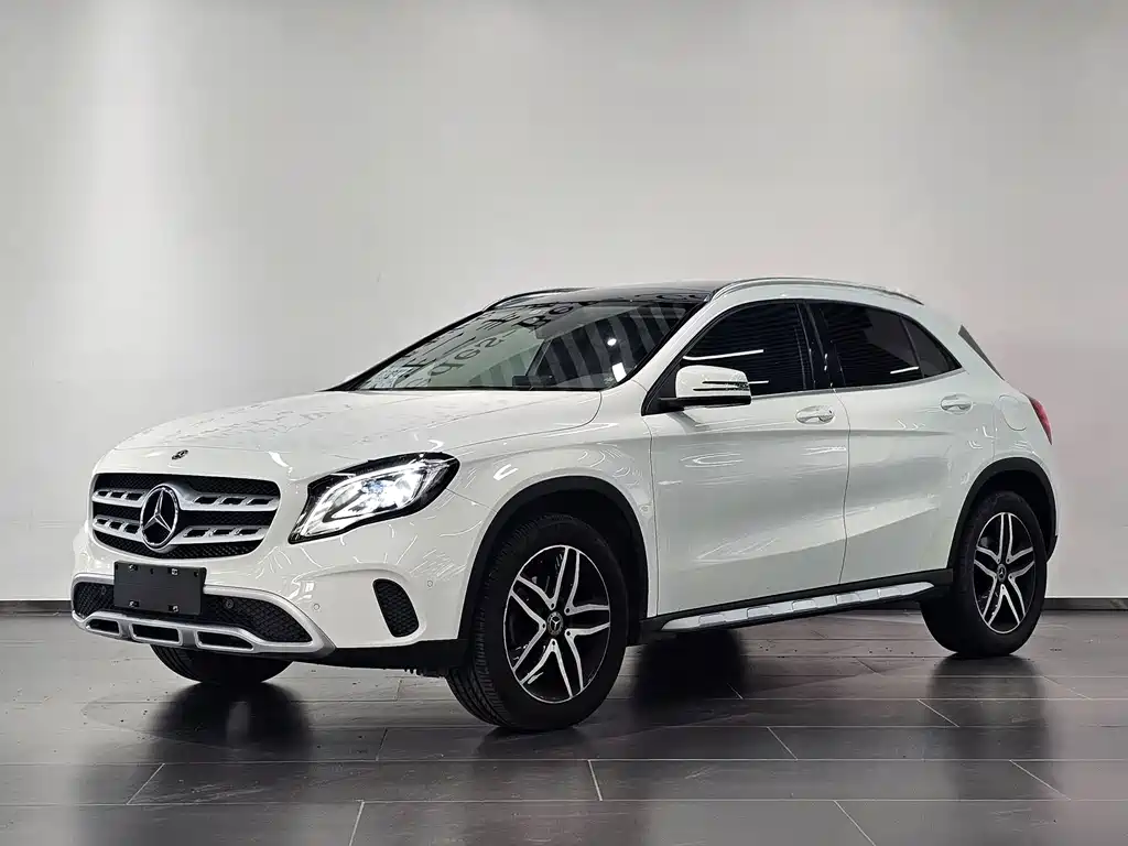 Купить Mercedes-Benz GLA