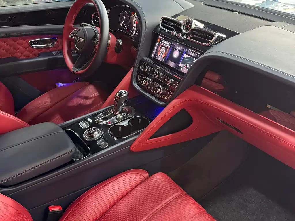 Bentley Bentayga 2021 4.0T V8
