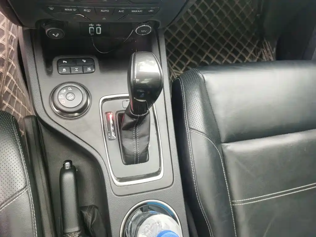 Ford Everest — миниатюра 15