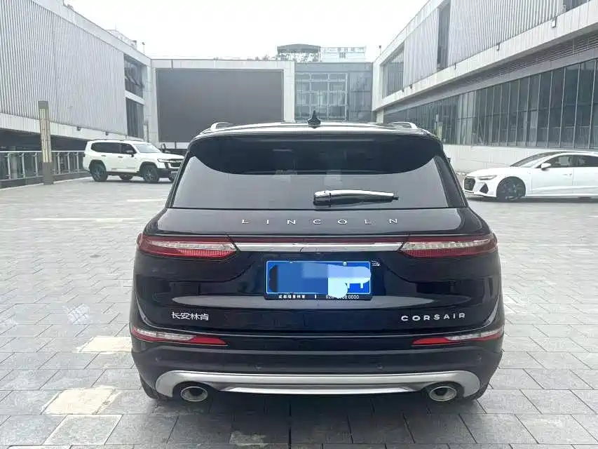 Lincoln Corsair — миниатюра 8