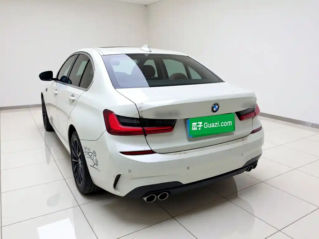 BMW 3 Series — миниатюра 4
