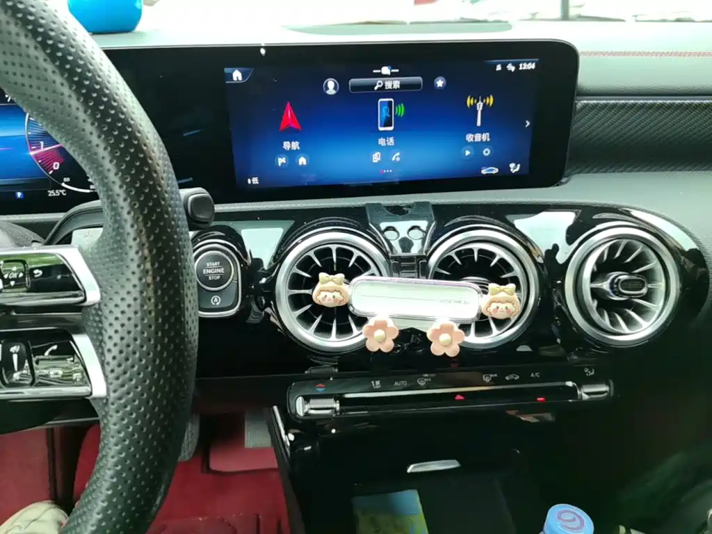 Mercedes-Benz A-Class — миниатюра 13
