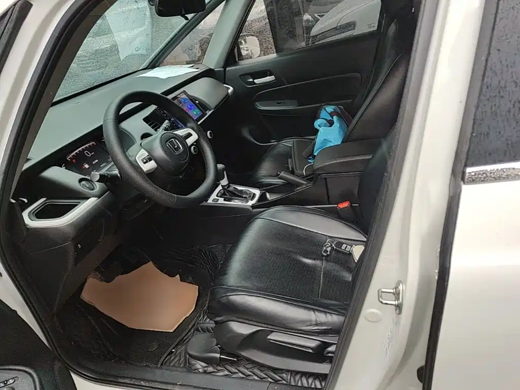 Honda Fit — миниатюра 15