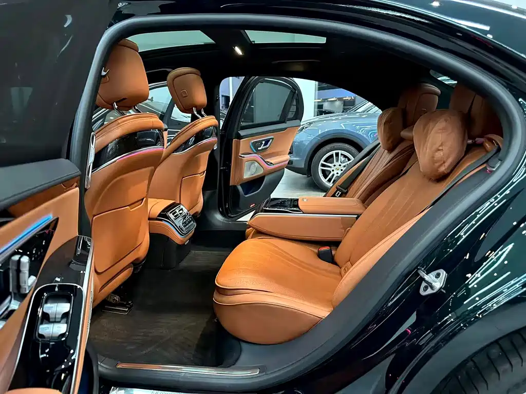 Mercedes-Benz S-Class — миниатюра 9