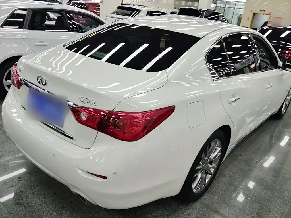 Infiniti Q50L — миниатюра 7