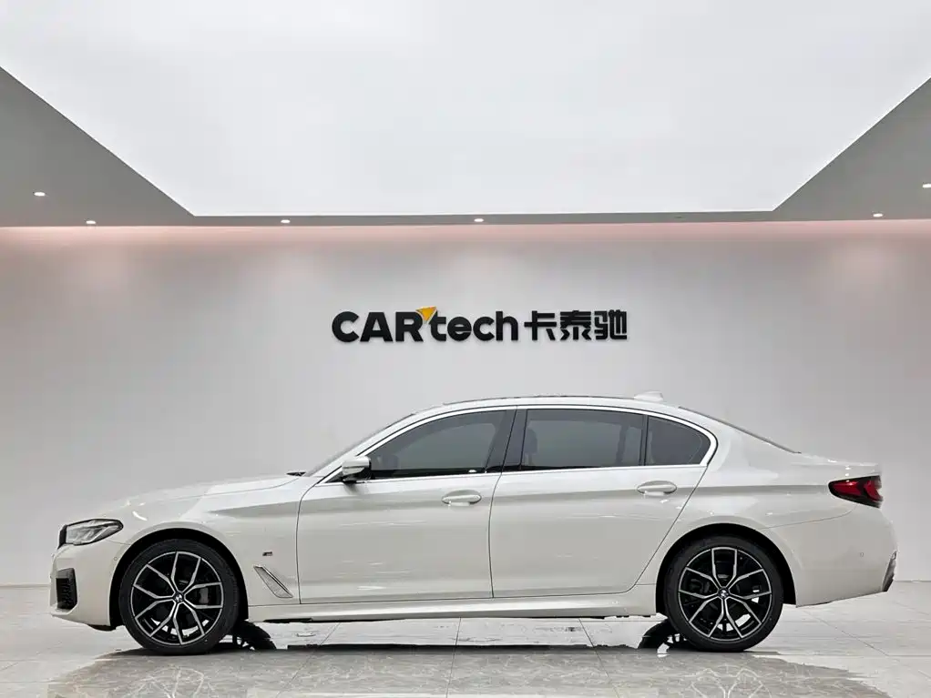 BMW 5 Series — миниатюра 2