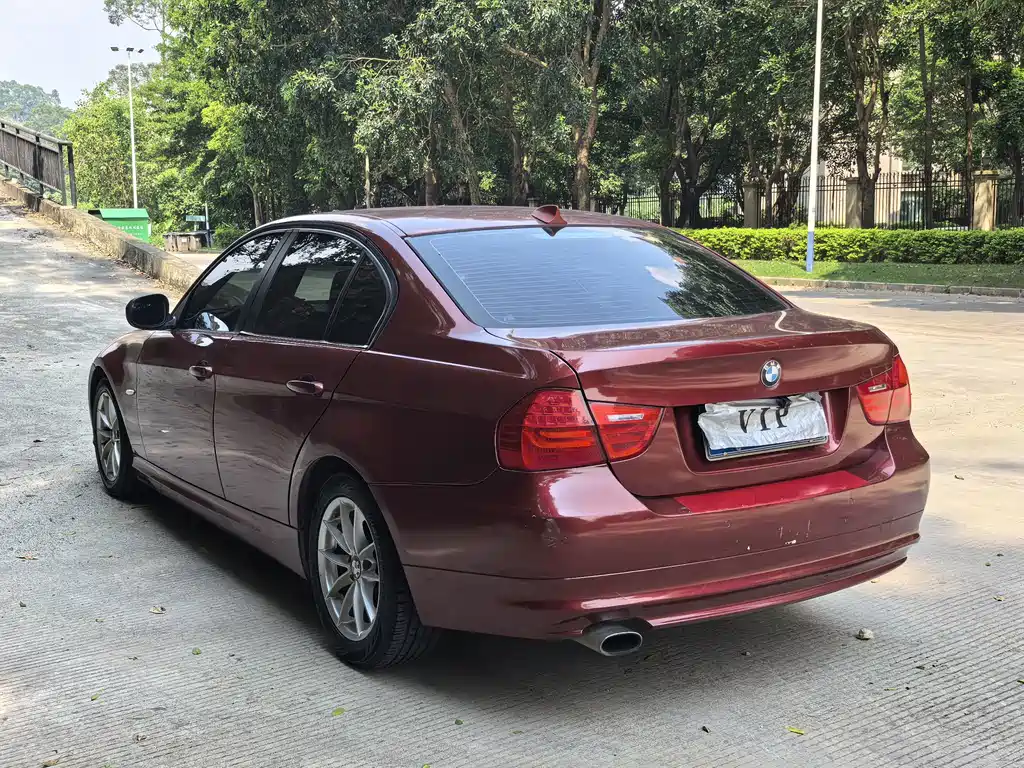 BMW 3 Series — миниатюра 6