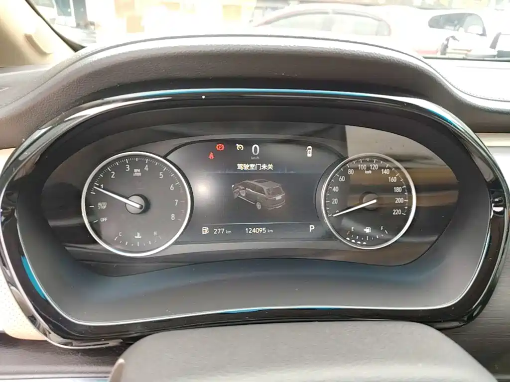Buick GL8 — миниатюра 12