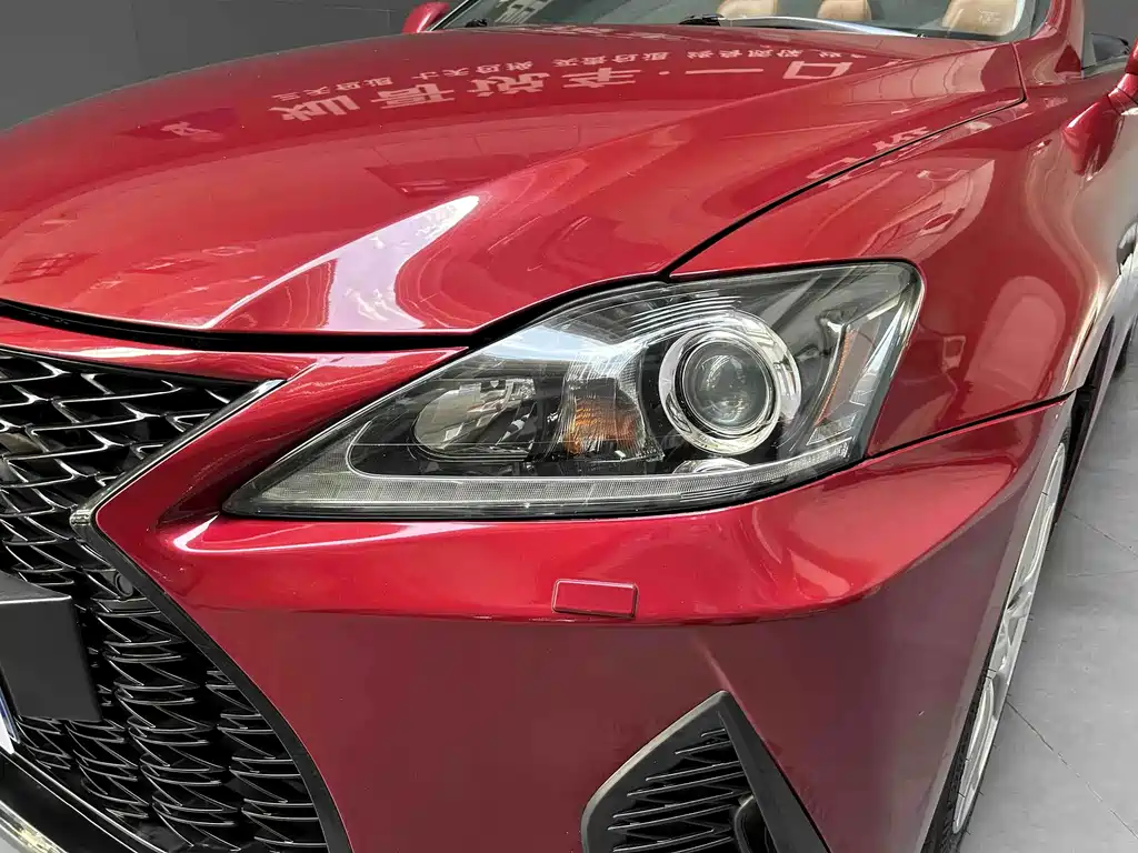 Lexus IS — миниатюра 4