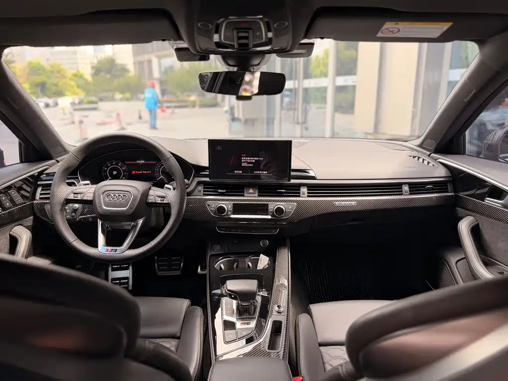 Audi RS 4 — миниатюра 14