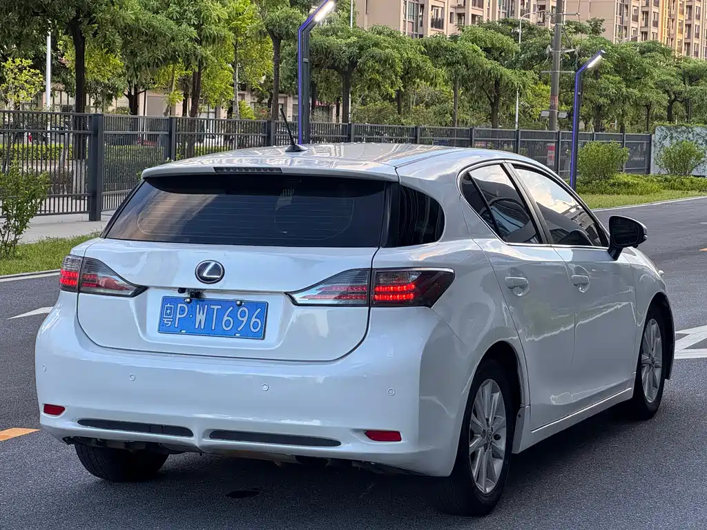 Lexus CT 2012 CT200h Elite