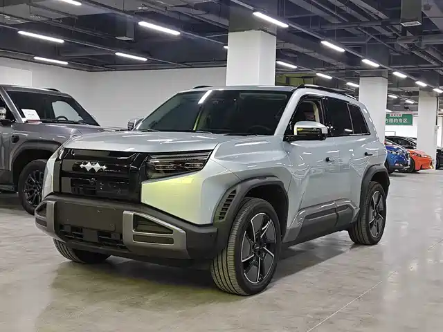 FANG CHENG BAO TITANIUM 3 2025