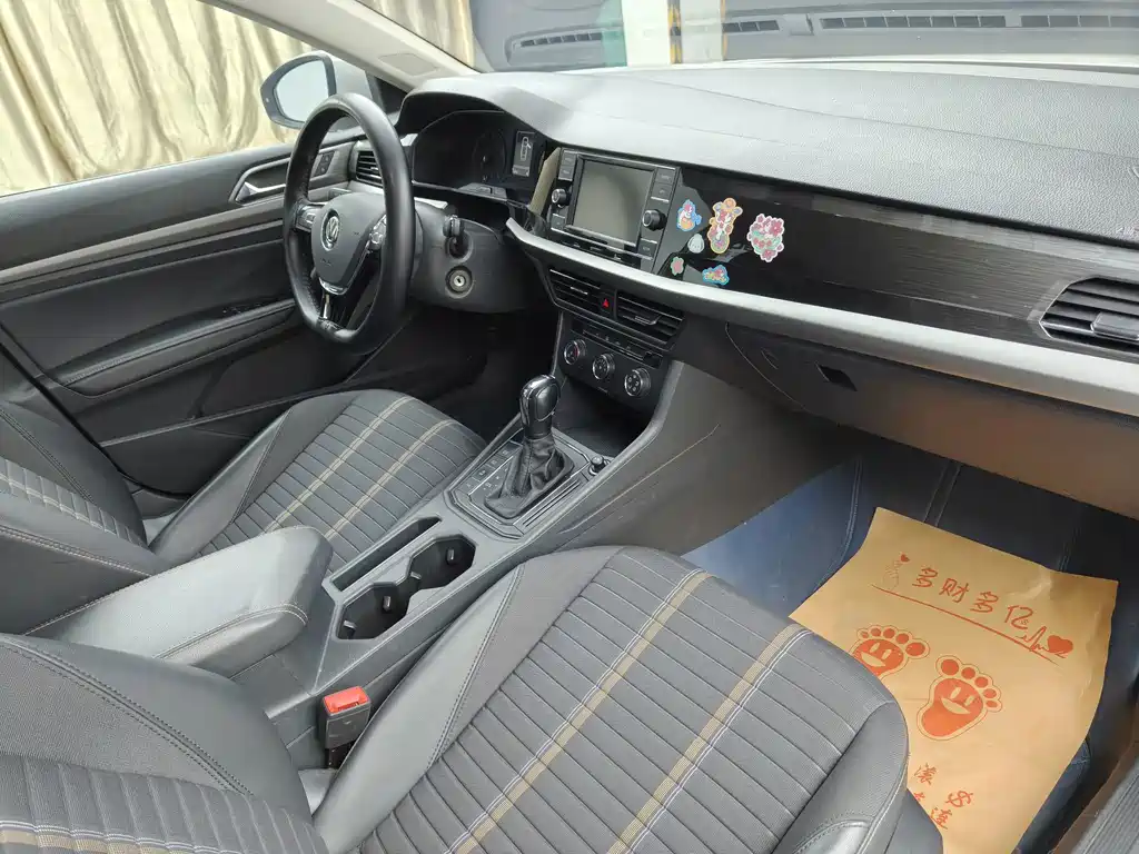Volkswagen Lavida — миниатюра 18