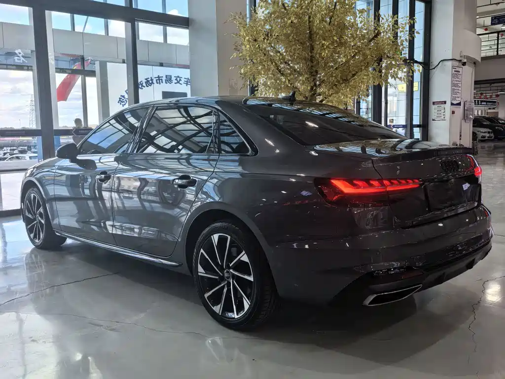 Audi A4L — миниатюра 20