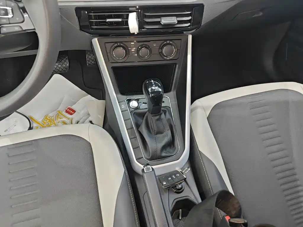 Volkswagen Polo — миниатюра 14