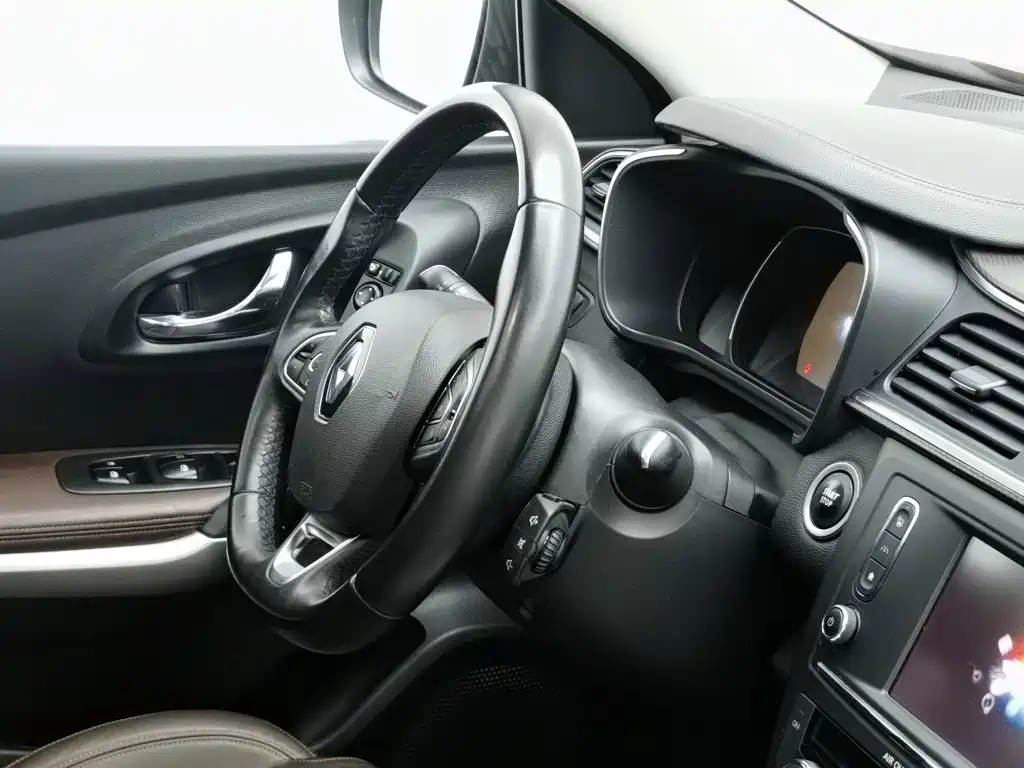 Renault Kadjar — миниатюра 22