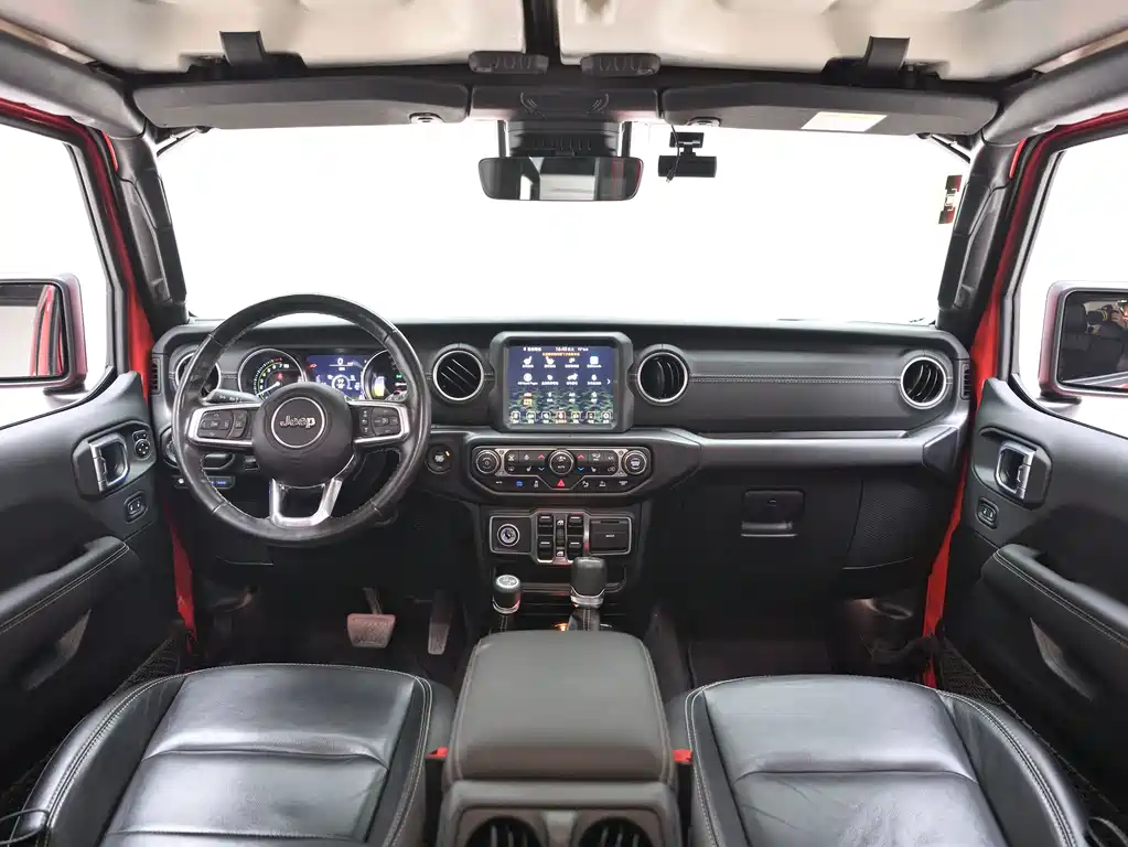 Jeep Wrangler PHEV — миниатюра 13