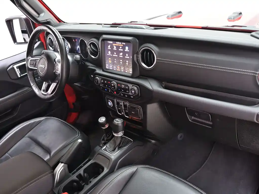 Jeep Wrangler PHEV — миниатюра 15