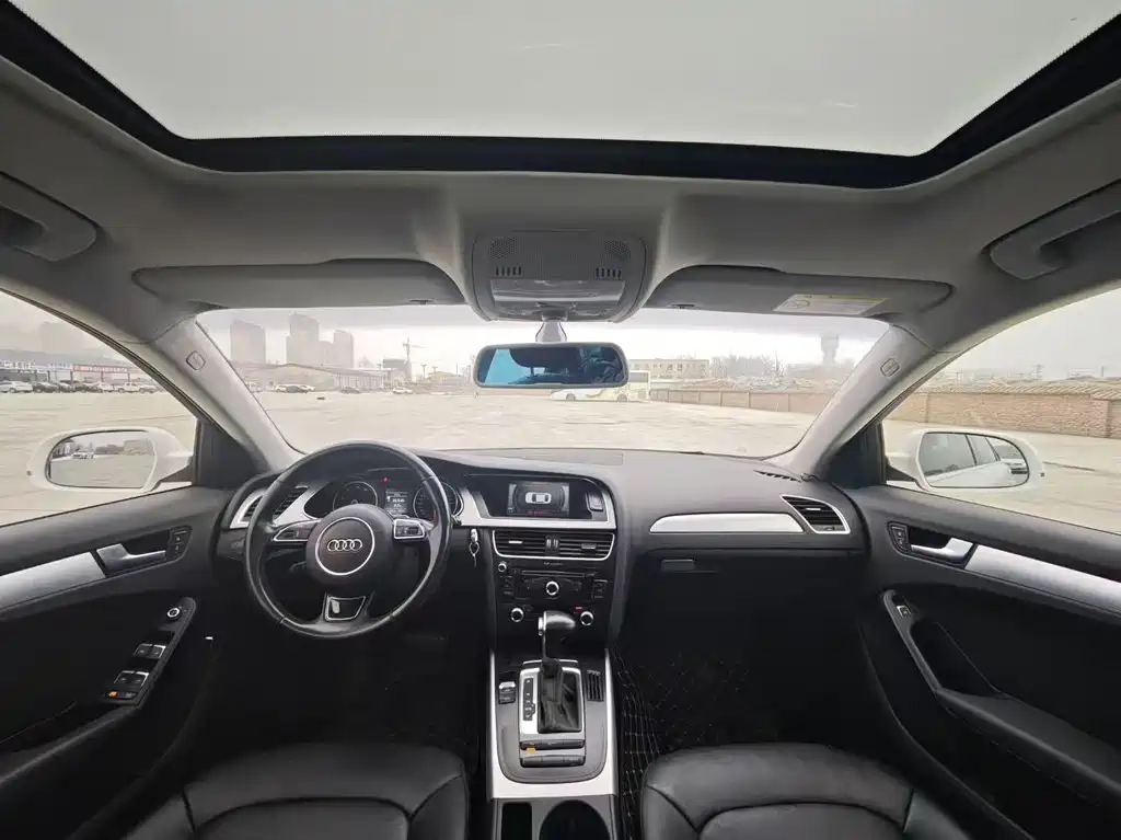 Audi A4L 2015 35 TFSI AT